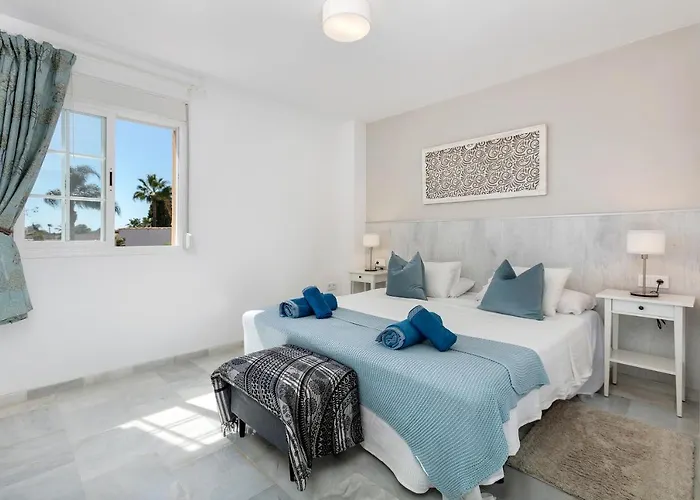 Stunning Apartment Metres From The Beach - Rdr222