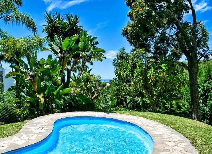 Stay In Paradise Luxury Apartment