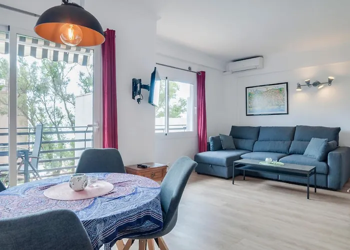 One Bedroom Apartment With Sea Views Marbella Heart