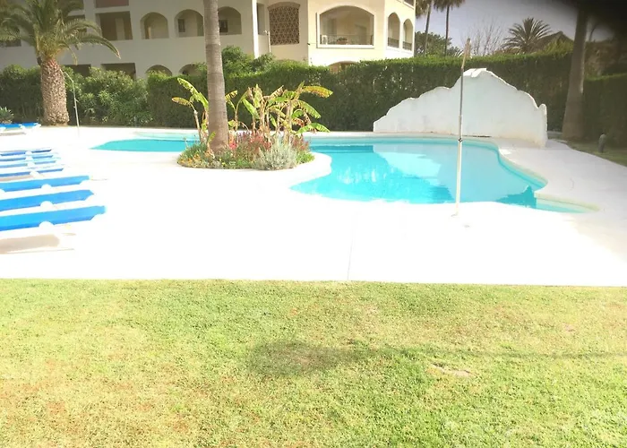 Club Del Mar