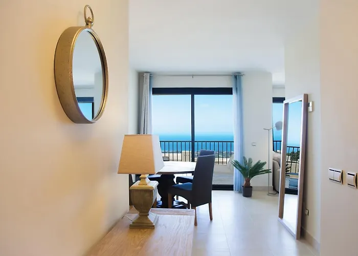 Luxury Spa Resort Marbella 2 Bedroom Sauna Gym Pools Jacuzzi
