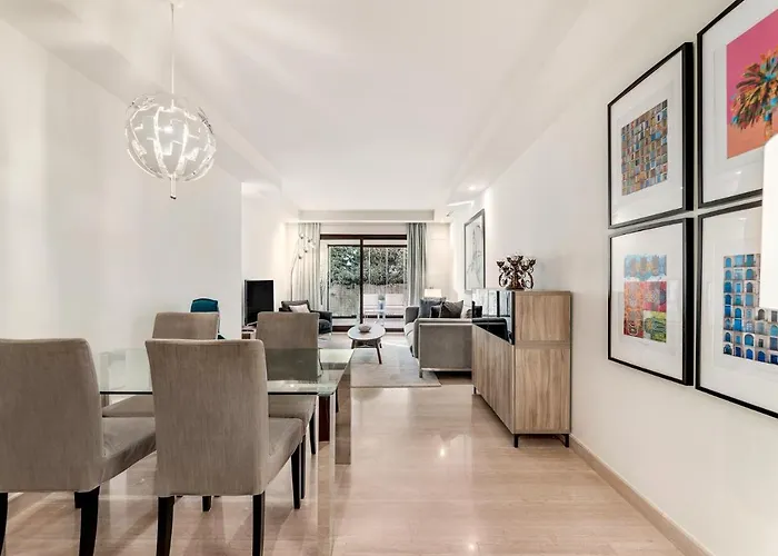 Modern & Peaceful 2Br Apt W/Parking - Medina Banus