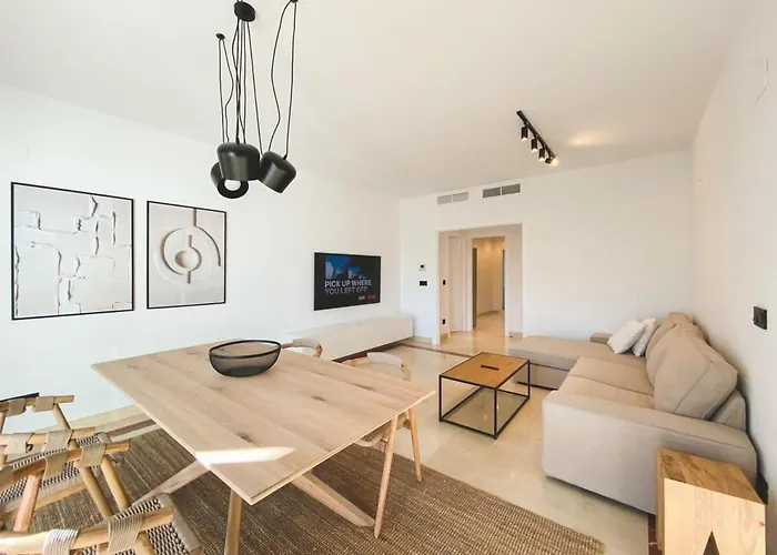 Spacious Apartment Gym Paddel Club Beach Wifi Park