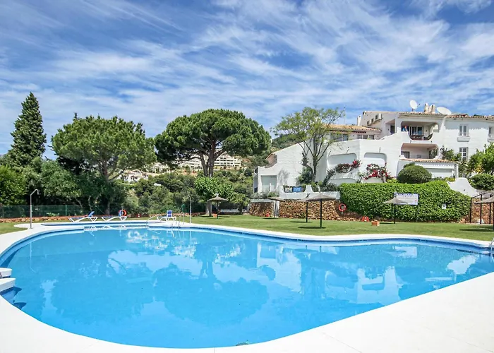 Gorgeous Home In Marbella With House Sea View