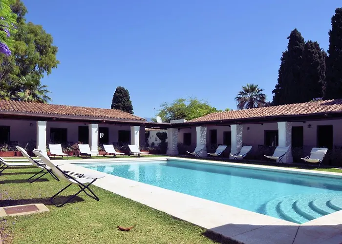 Luxurious Villa In Marbella With Swimming Pool