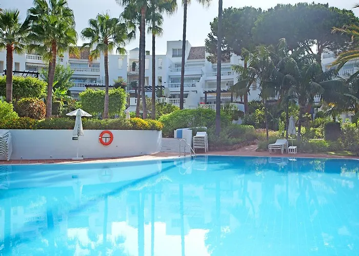 White Pearl Beach Elviria