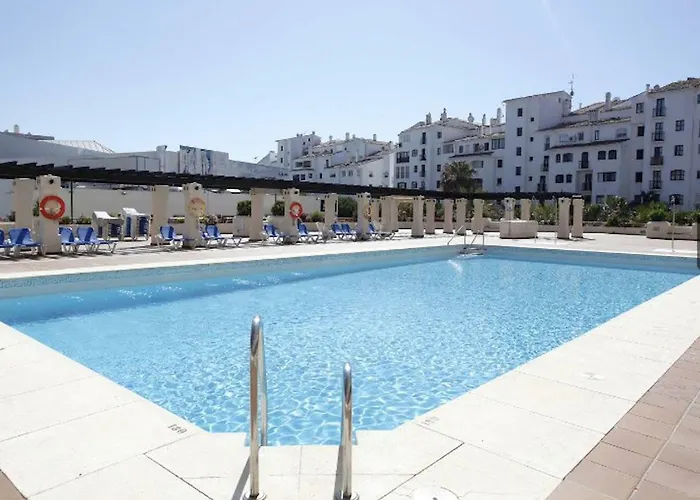 Center Puerto Banus