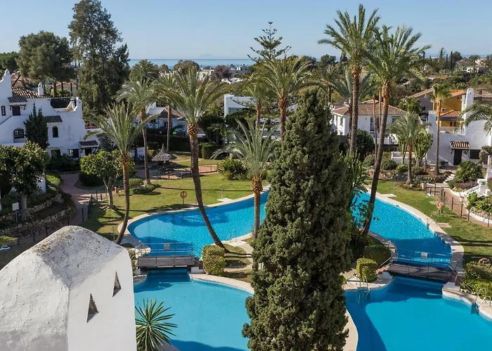 Aldea Blanca Puerto Banus