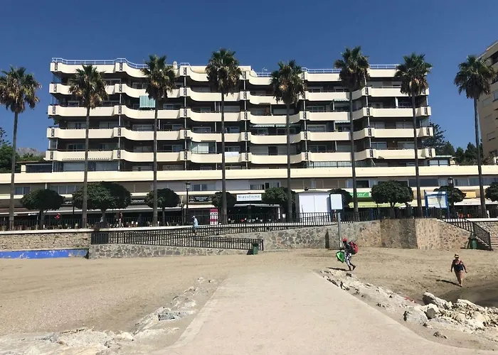 Apartamento 4-2, Edificio Eden Roc I