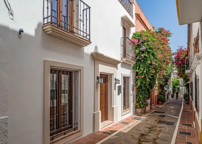 Marbella Old Town : Luxury Townhouse