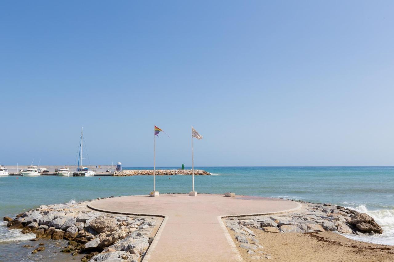 Marbella Suites *