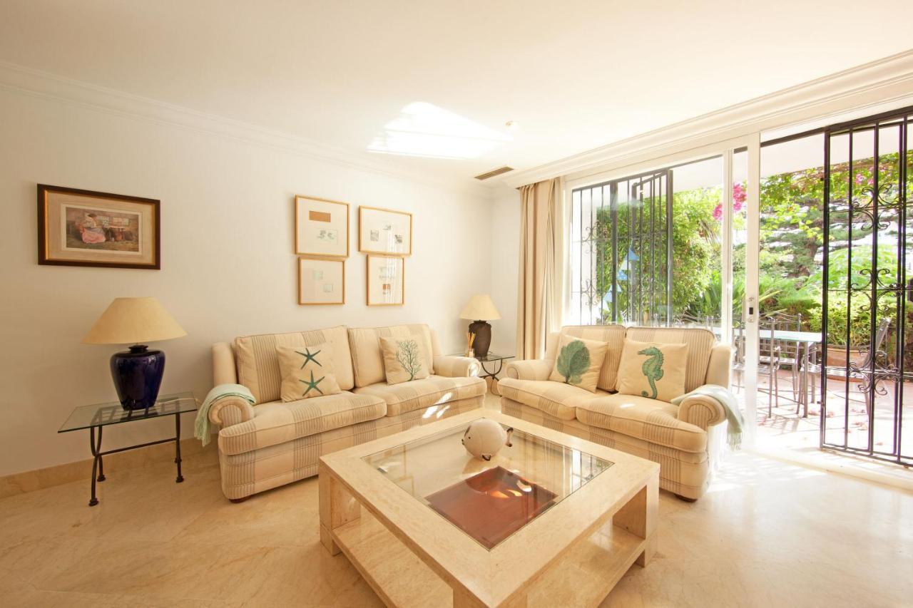 White Pearl Elviria Apartamento