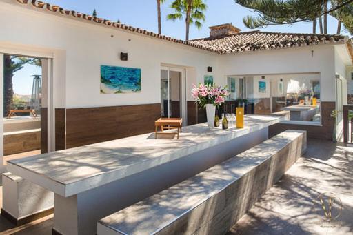 Issabella * Marbella