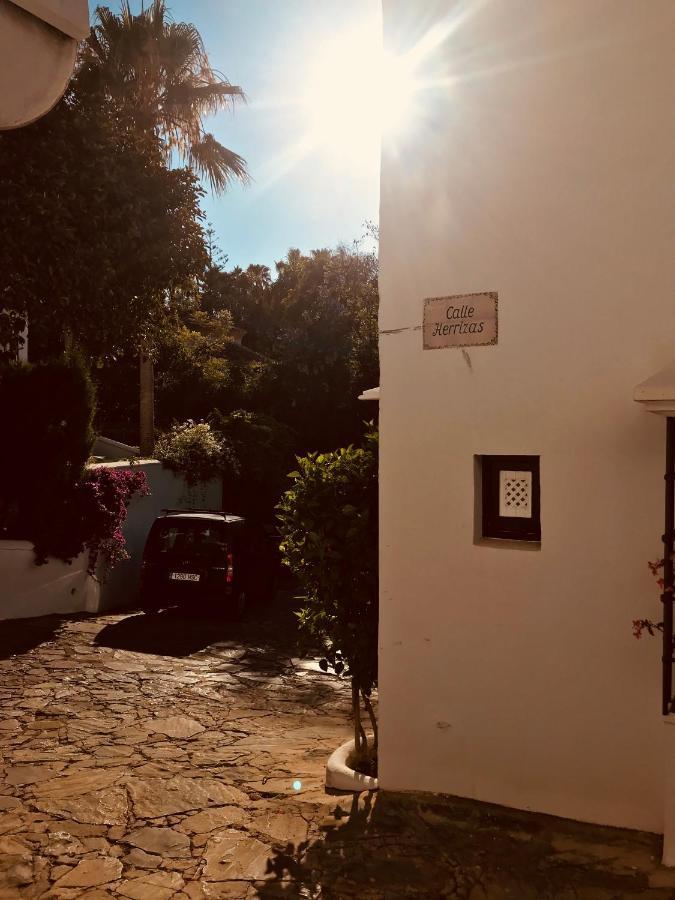 Apartment Lovely In Close To Puente Marbella