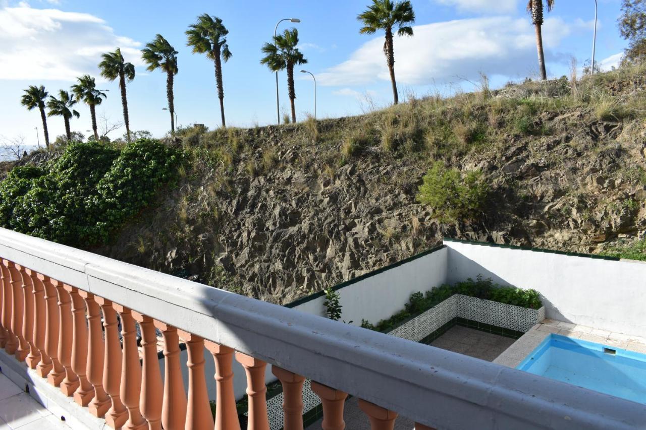 Holiday home Adosado En *