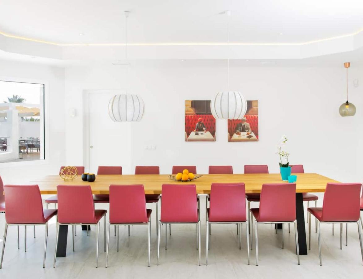 Extravagant 8 Bdrm In Marbella, Beachside Villa Marbella
