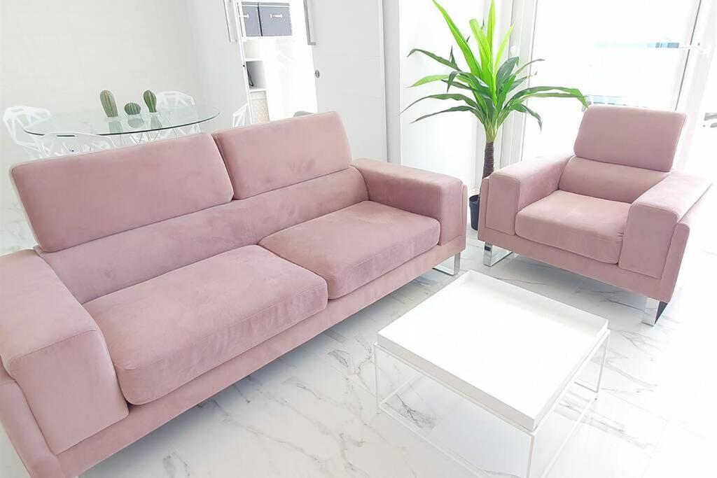 Skol 645. Exclusive Three Bedrooms With Sea Views * Marbella