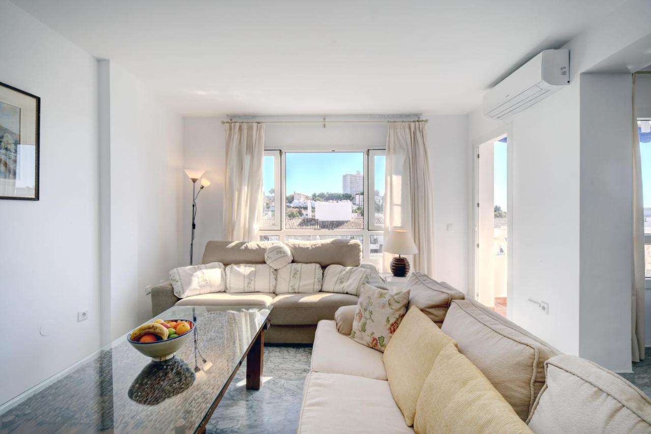 Sleeps 8 Aircon Secure Underground Parking Free Netflix Fast Internet Marbella