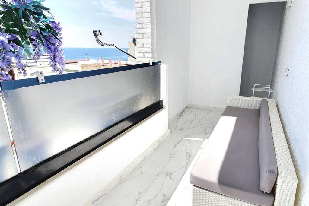 Apartment Skol 645. Exclusive Three Bedrooms With Sea Views Marbella