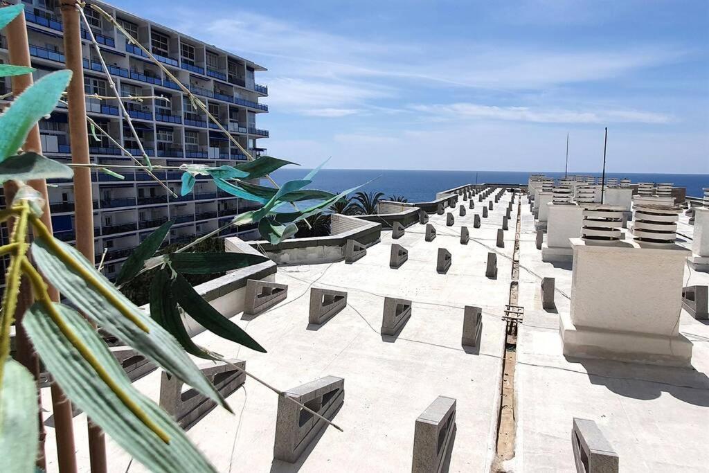 Skol 645. Exclusive Three Bedrooms With Sea Views Apartment
