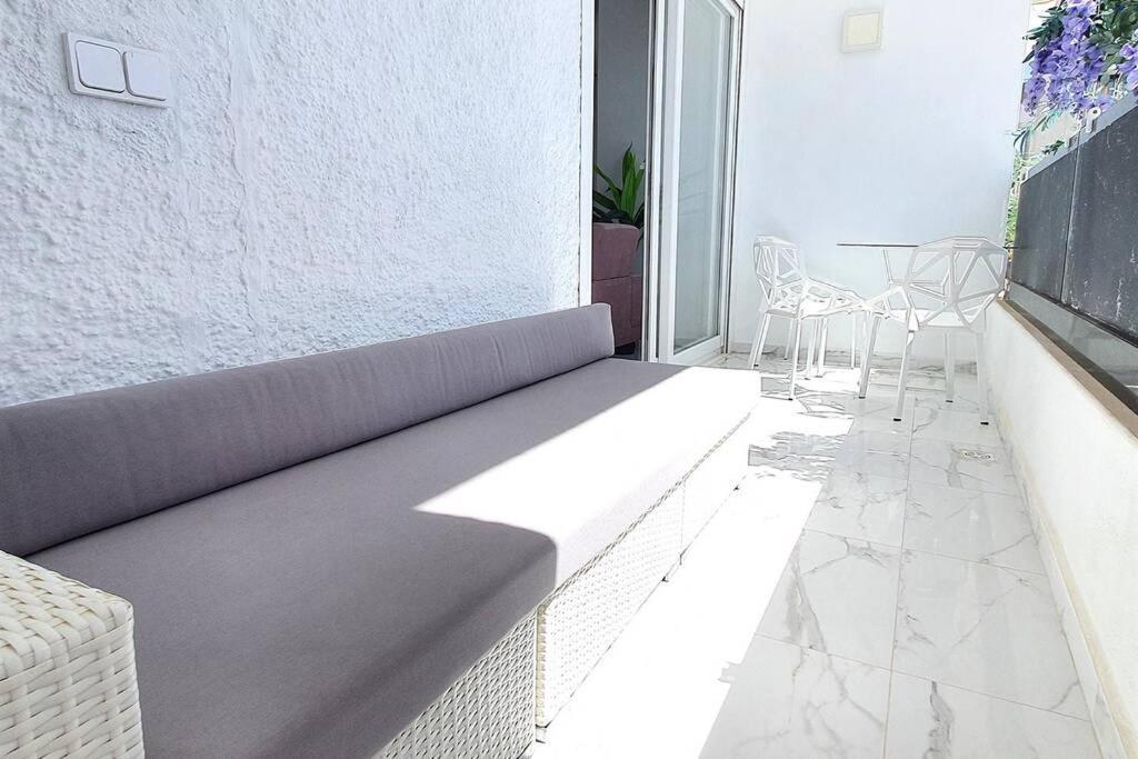 Apartment Skol 645. Exclusive Three Bedrooms With Sea Views