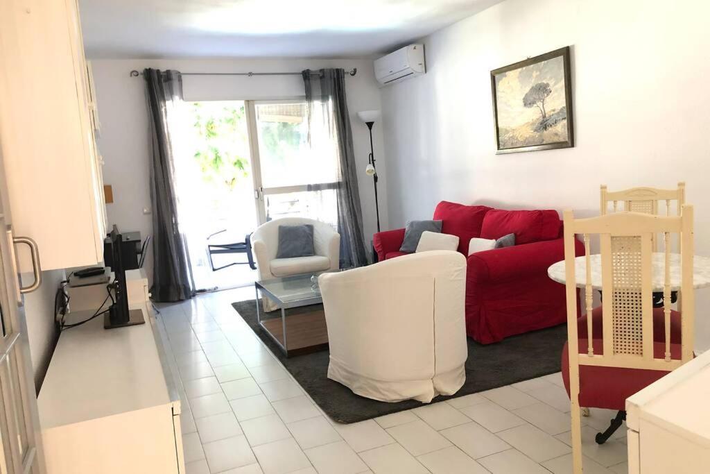 Apto. 2 Dorm. 100m Playa Apartment Marbella