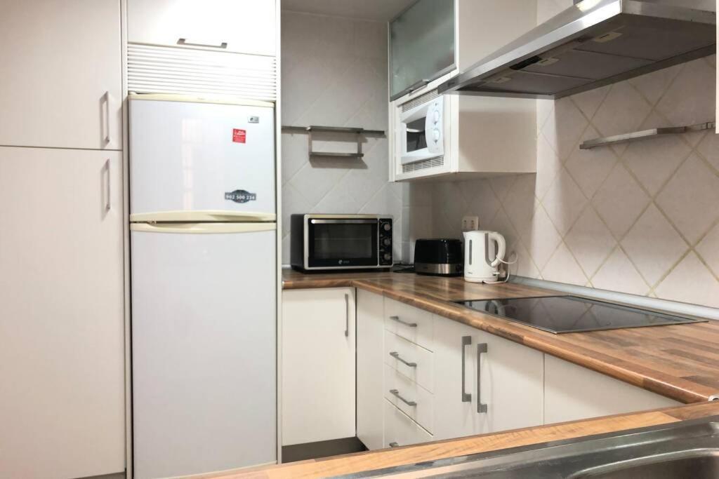 Apto. 2 Dorm. 100m Playa Marbella