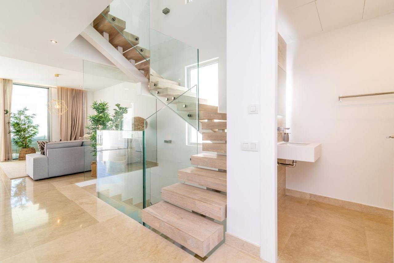 Casa Views - La De Holiday home *