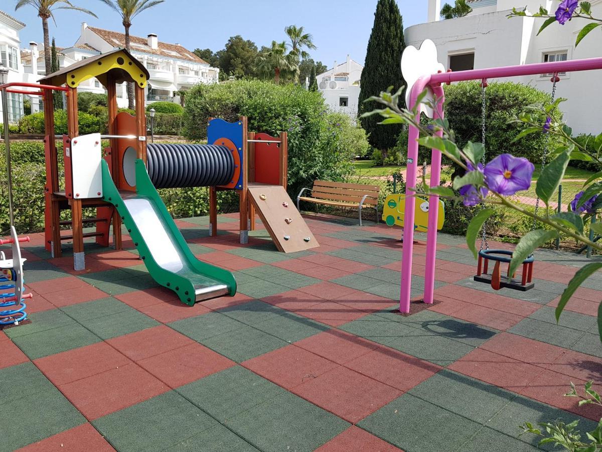& Golf Garden