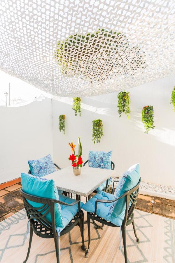 Casa Bora Bora Marbella