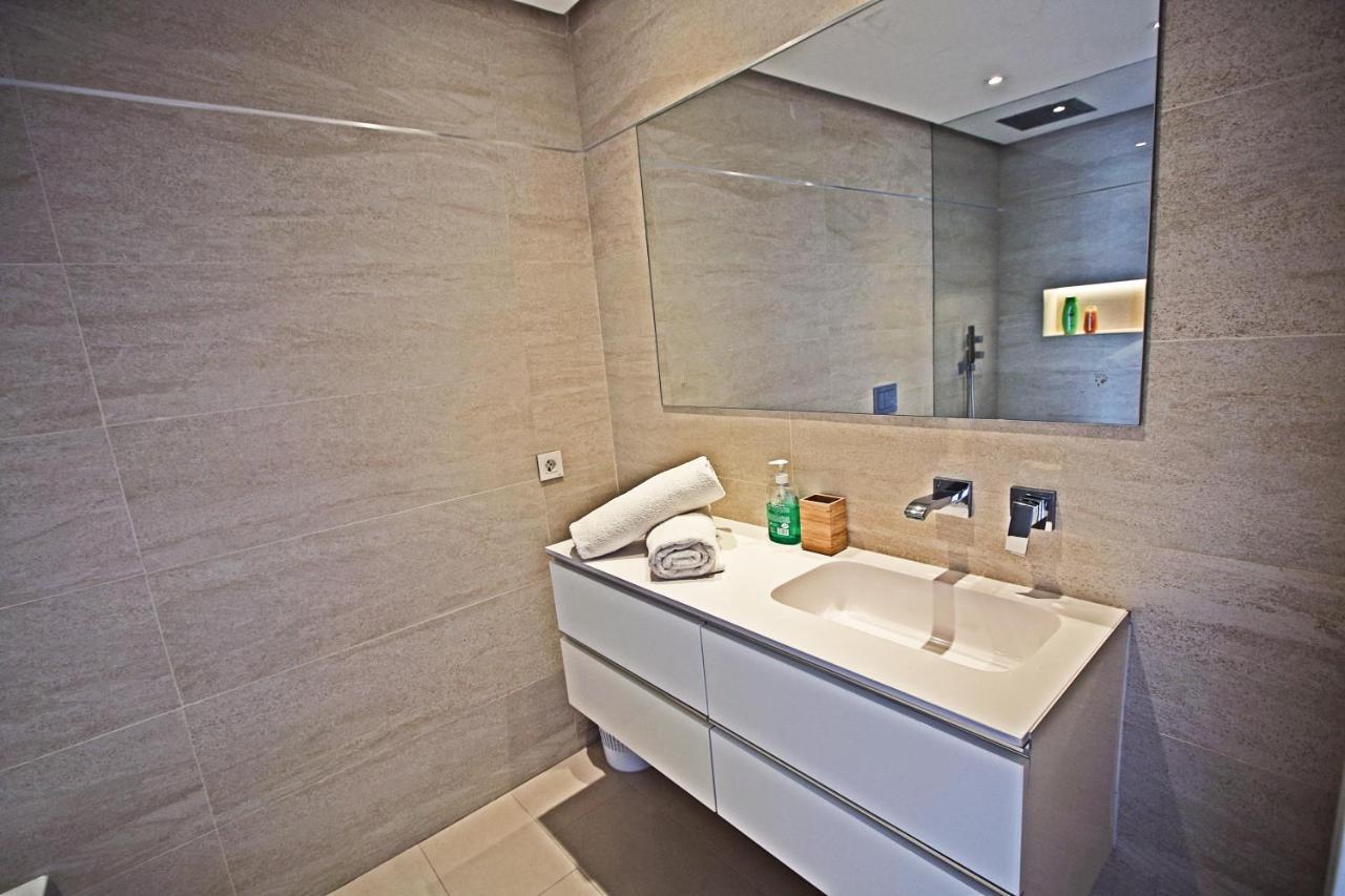 First Line Luxury Penthouse, Puerto Banus, Marbella