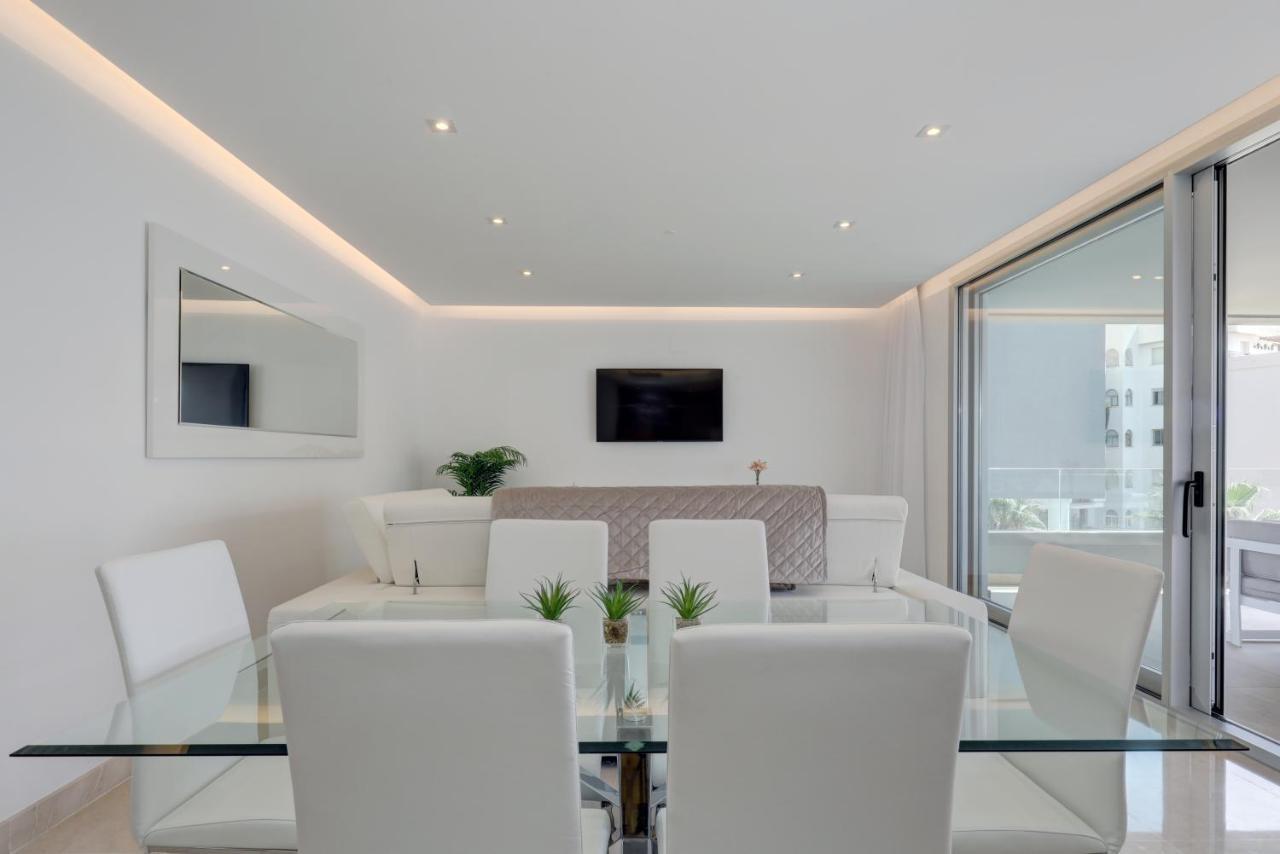 New Modern 3 Bed Puerto Banus * Marbella