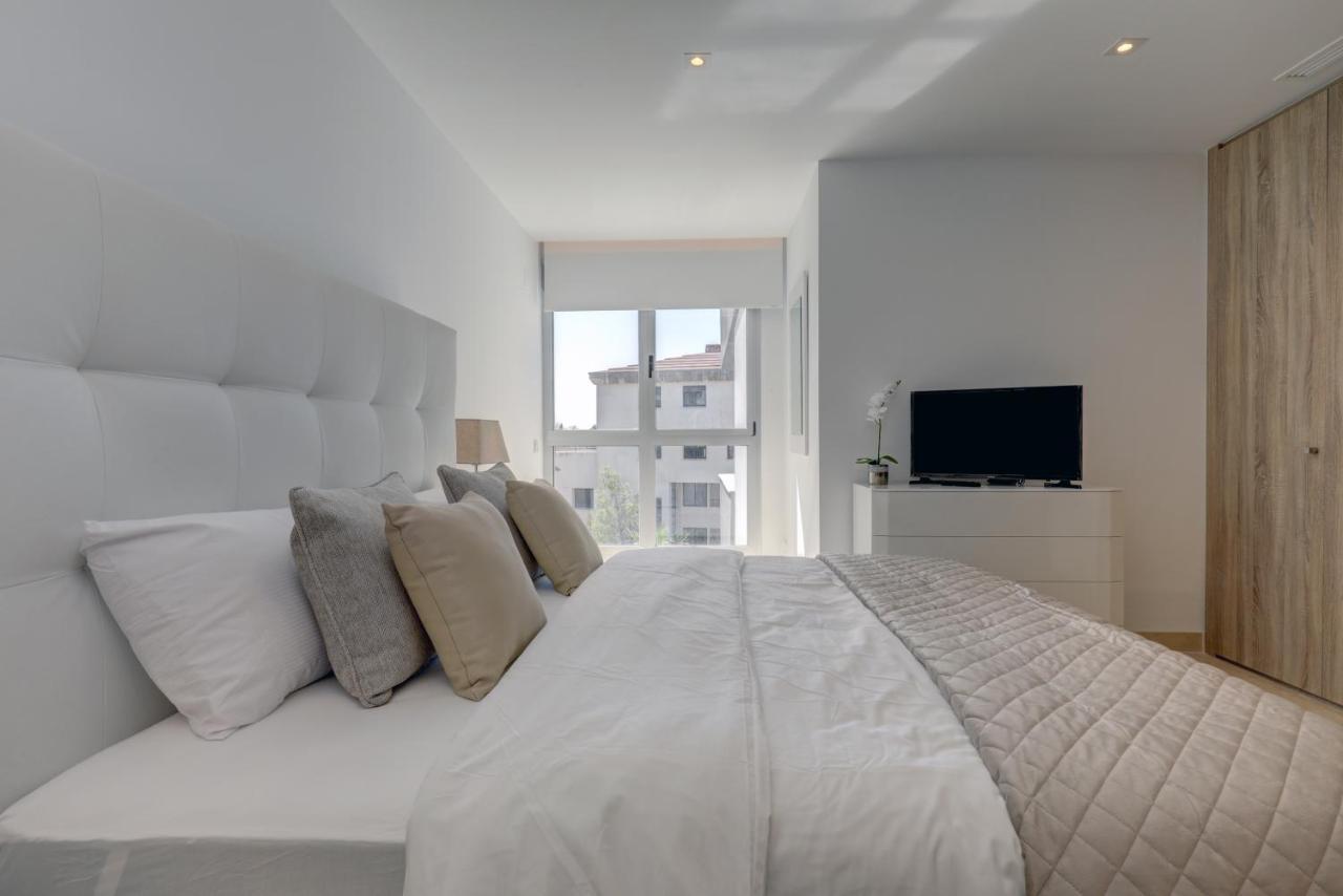 New Modern 3 Bed Puerto Banus *