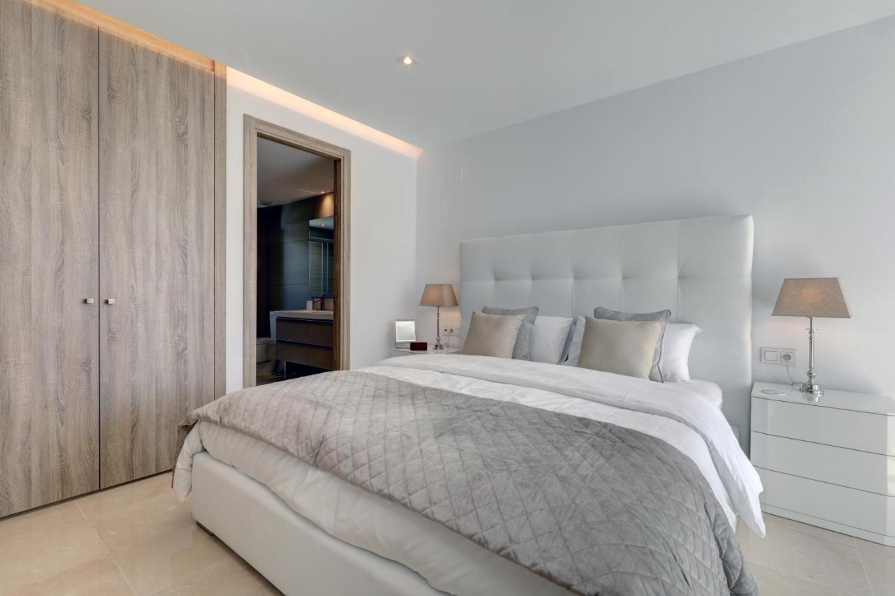 New Modern 3 Bed Puerto Banus Marbella