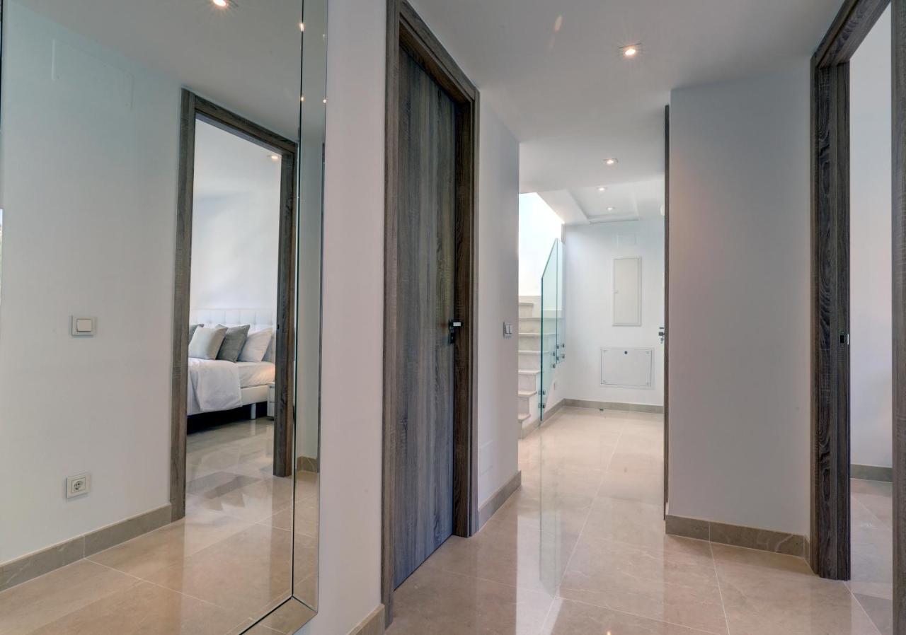 New Modern 3 Bed Puerto Banus Marbella