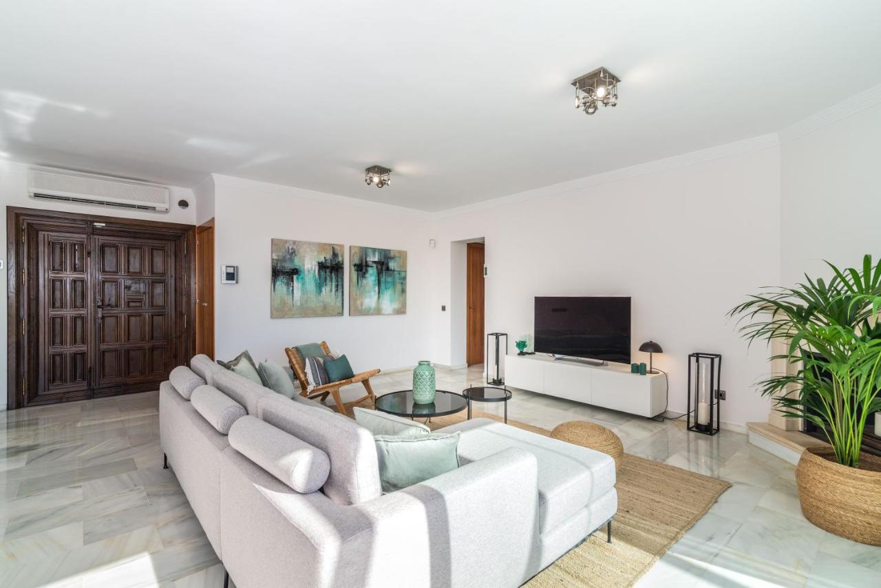 Vacation I Adelfas, Andalusian Style, Private Pool, Sea View Marbella