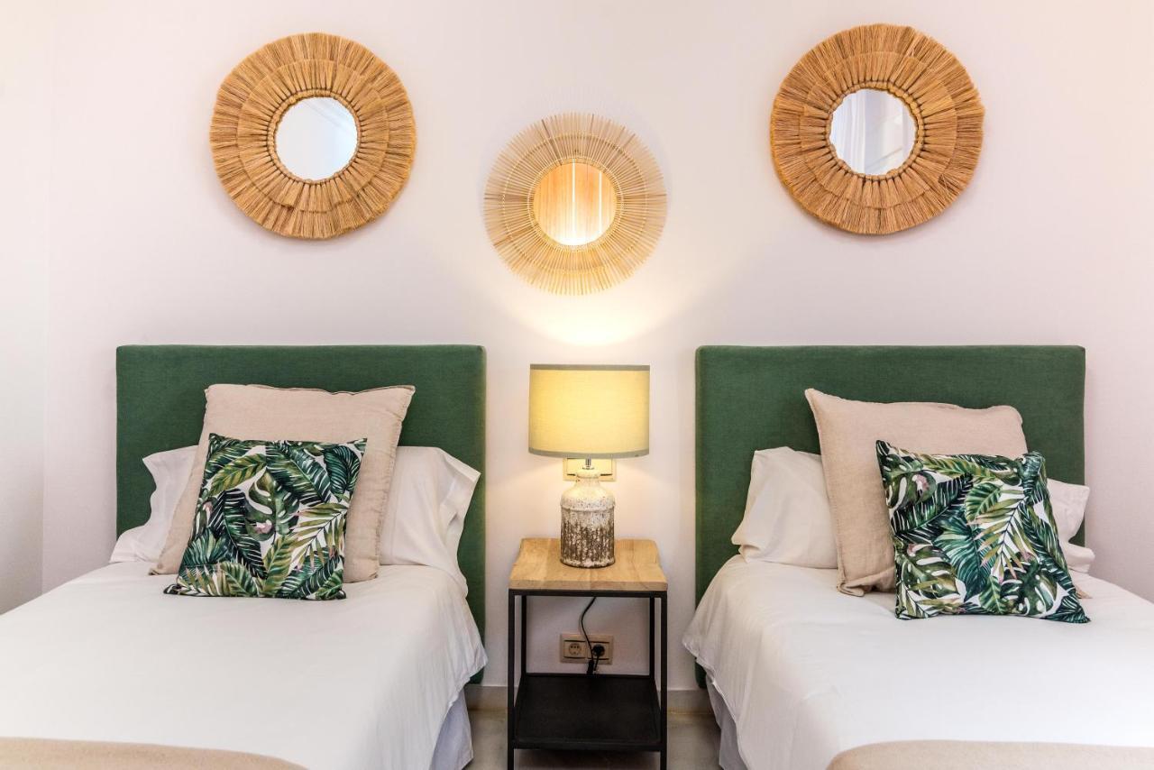 Villa Vacation I Adelfas, Andalusian Style, Private Pool, Sea View *