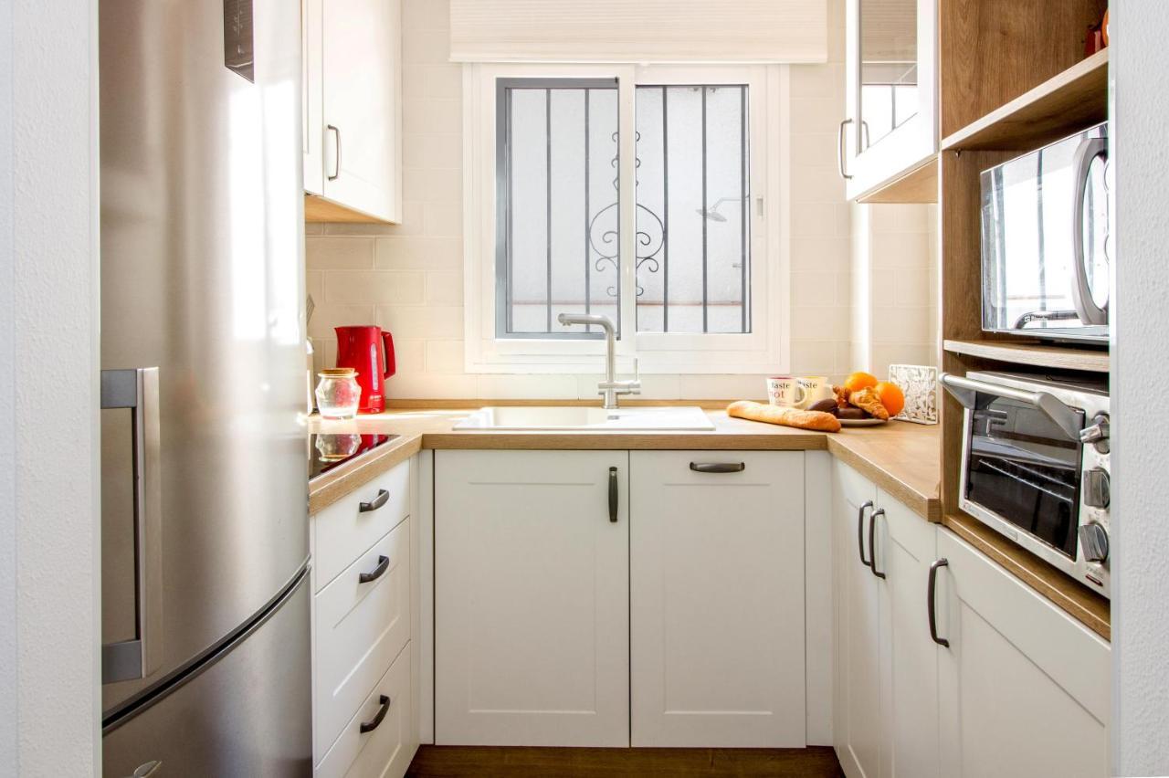 Perfectly Located Beachside In Elviria Apartment *