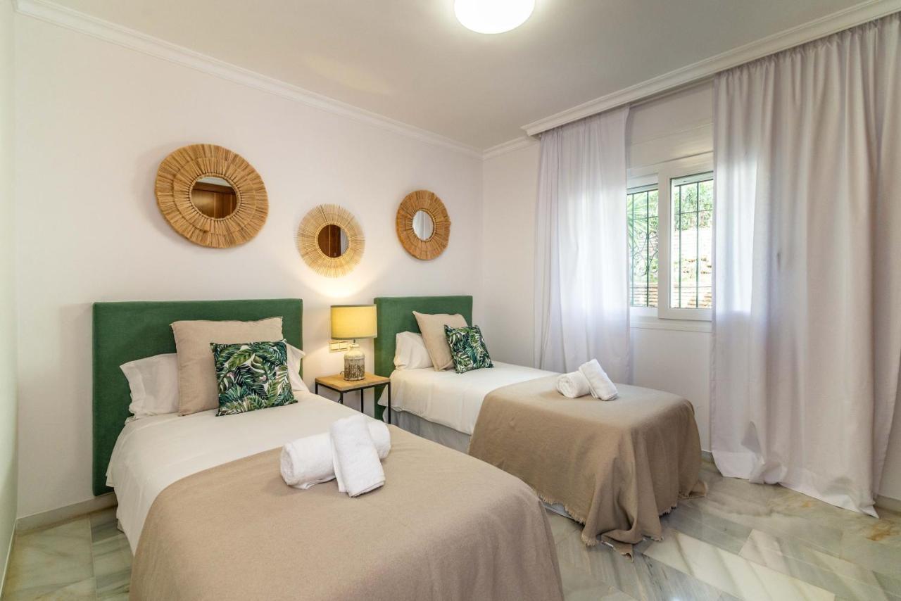 Vacation I Adelfas, Andalusian Style, Private Pool, Sea View * Marbella