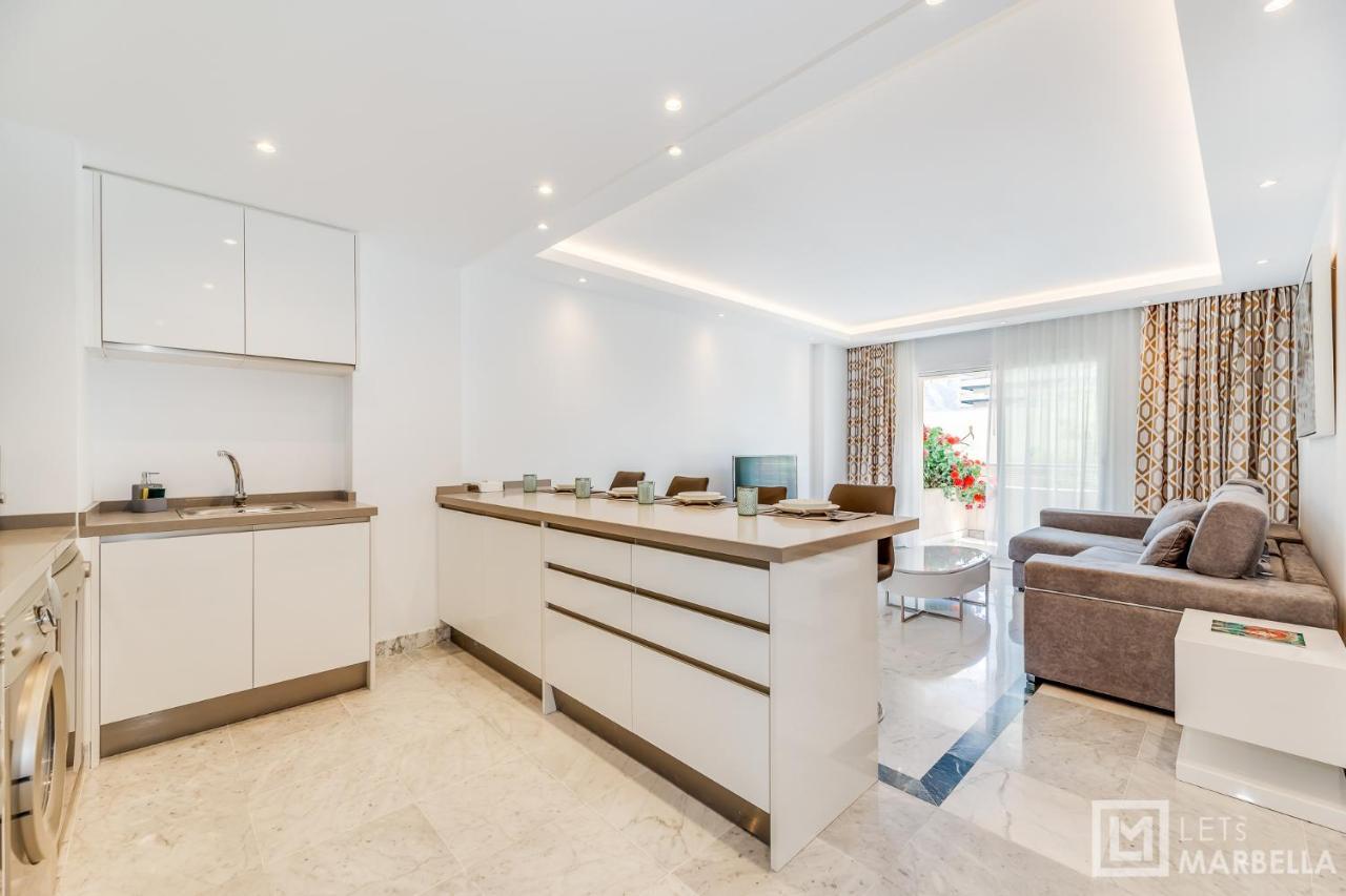 Letsmarbella - New 2br In Puerto Banus - Pool & Parking *
