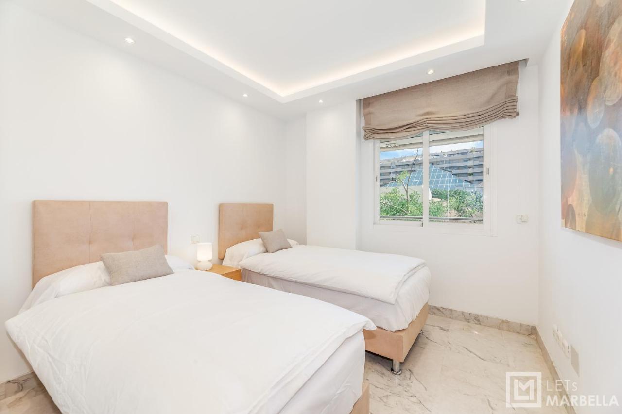 Letsmarbella - New 2br In Puerto Banus - Pool & Parking * Marbella
