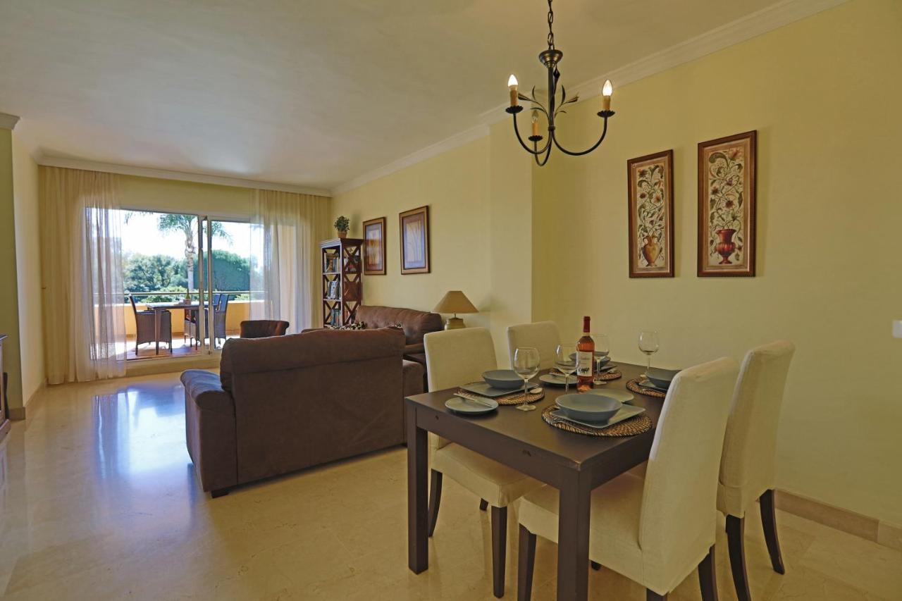 R6 Patios 2 Bedroom * Marbella