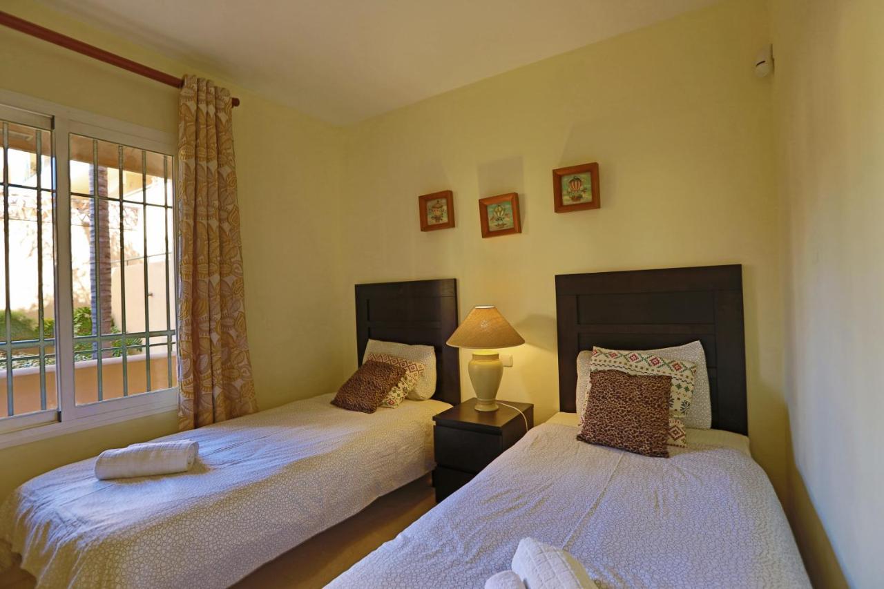 R6 Patios 2 Bedroom * Marbella