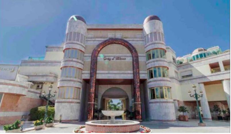 Apartment Puerto Banus Beachfront .gray D'albion . Amazing Location *