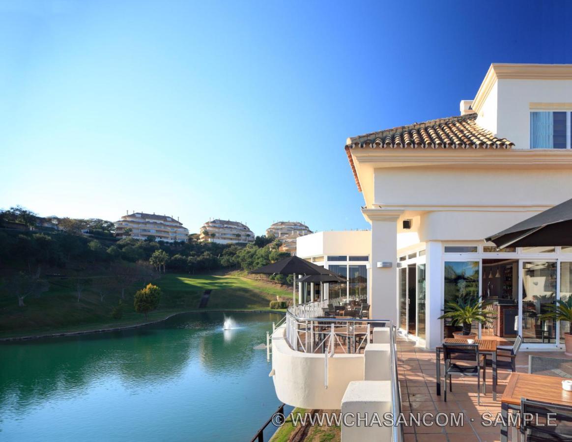 Elviria Hills Living