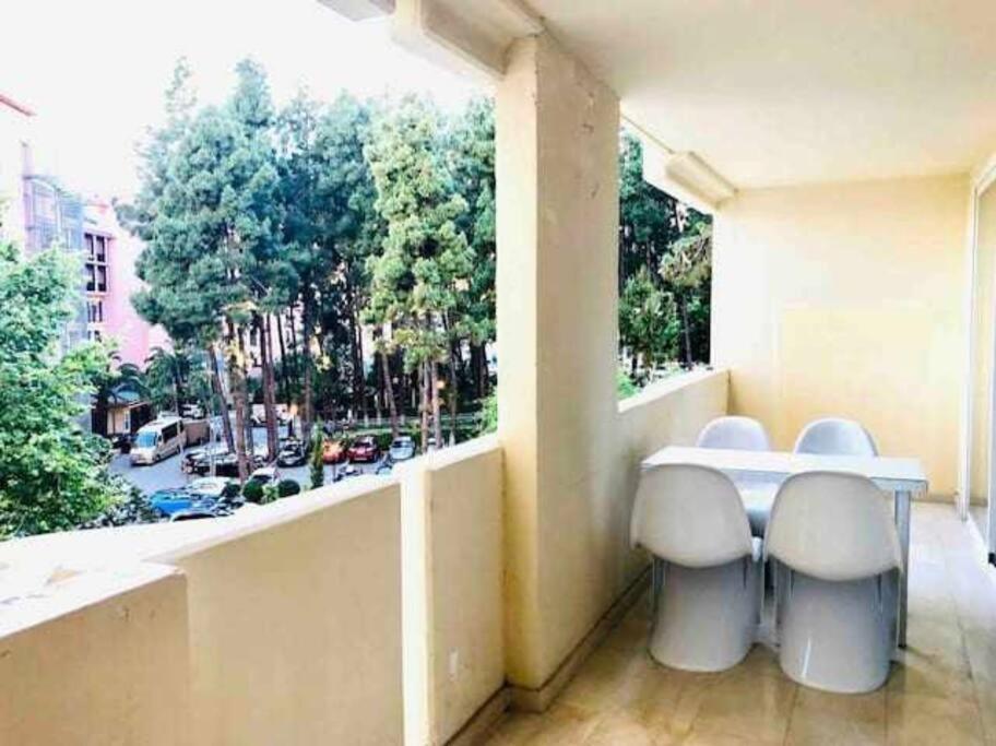 Large Modern Beach Front Apartment, Rooftop Pool!! Apartment *