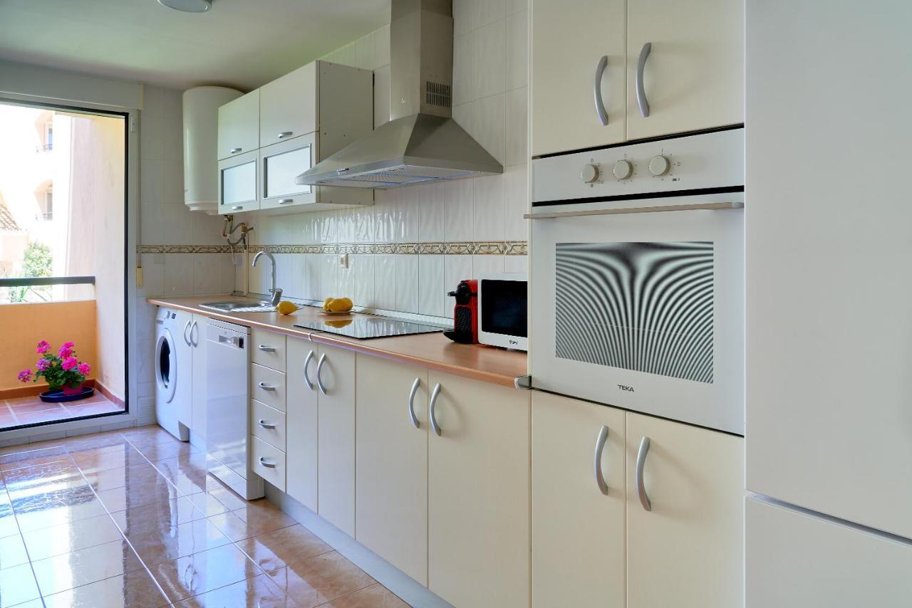& Golf Design Apartment