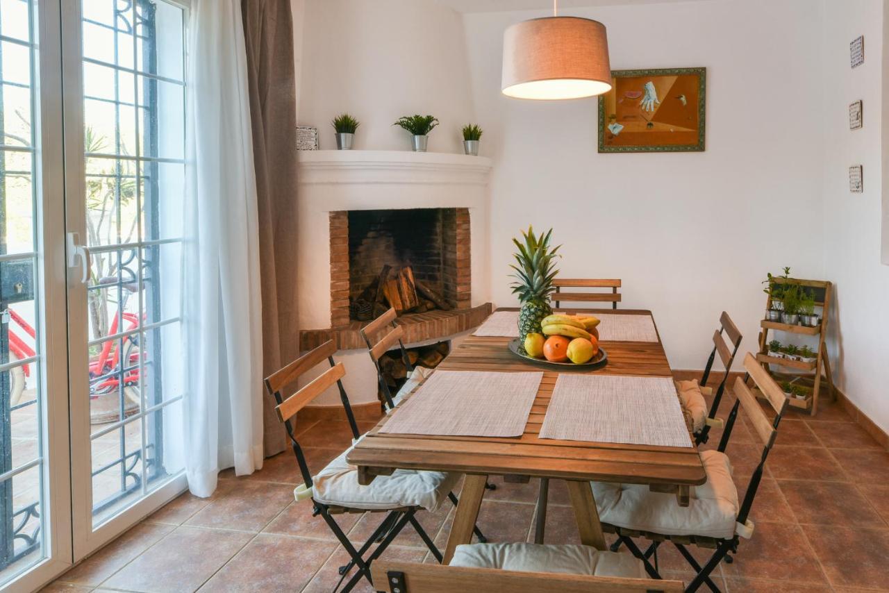 Las Virginias Apartment *