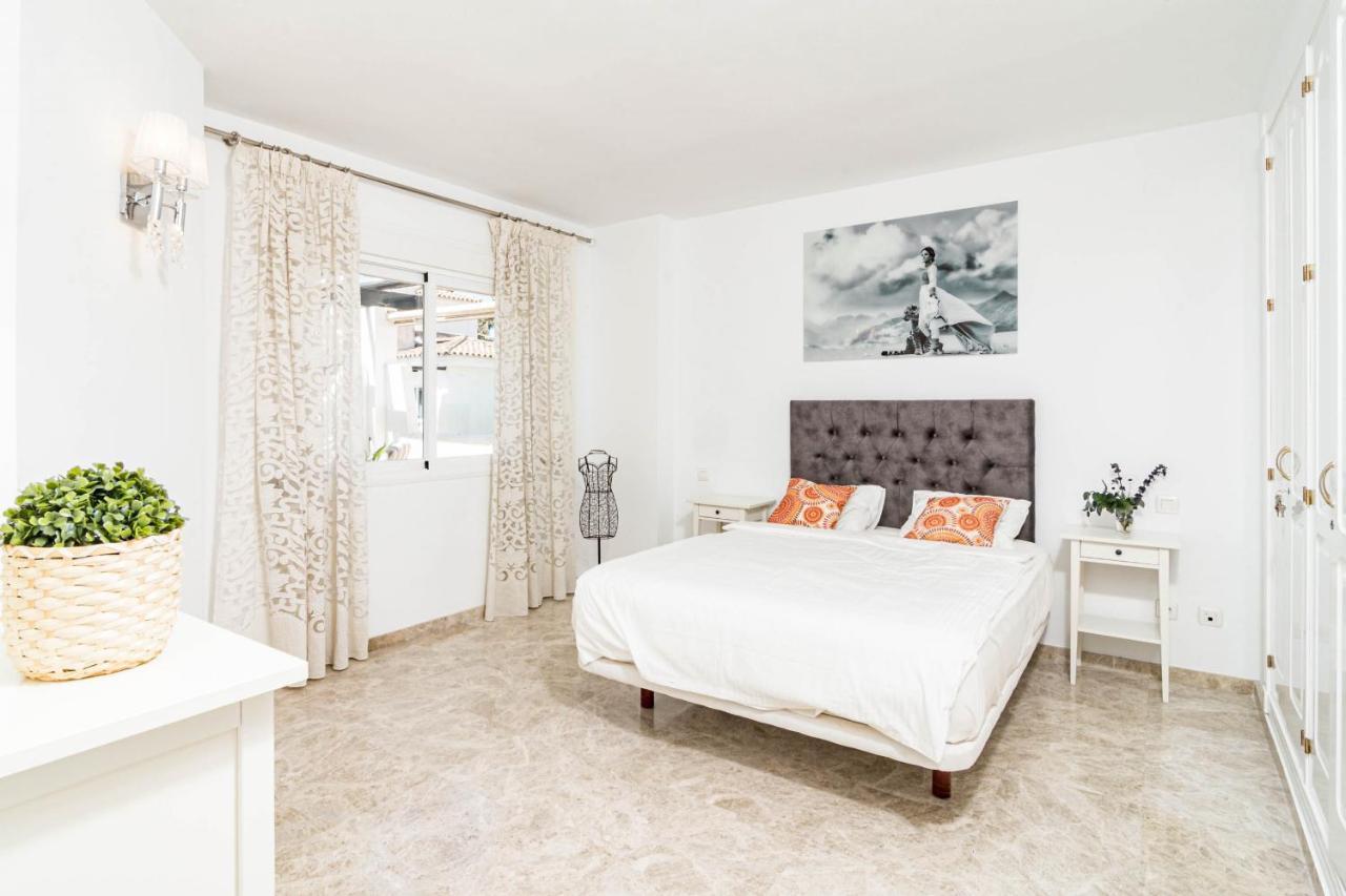 Appartement Spectacular 2 Bedroom Penthouse In Location In Nueva Andalucia *
