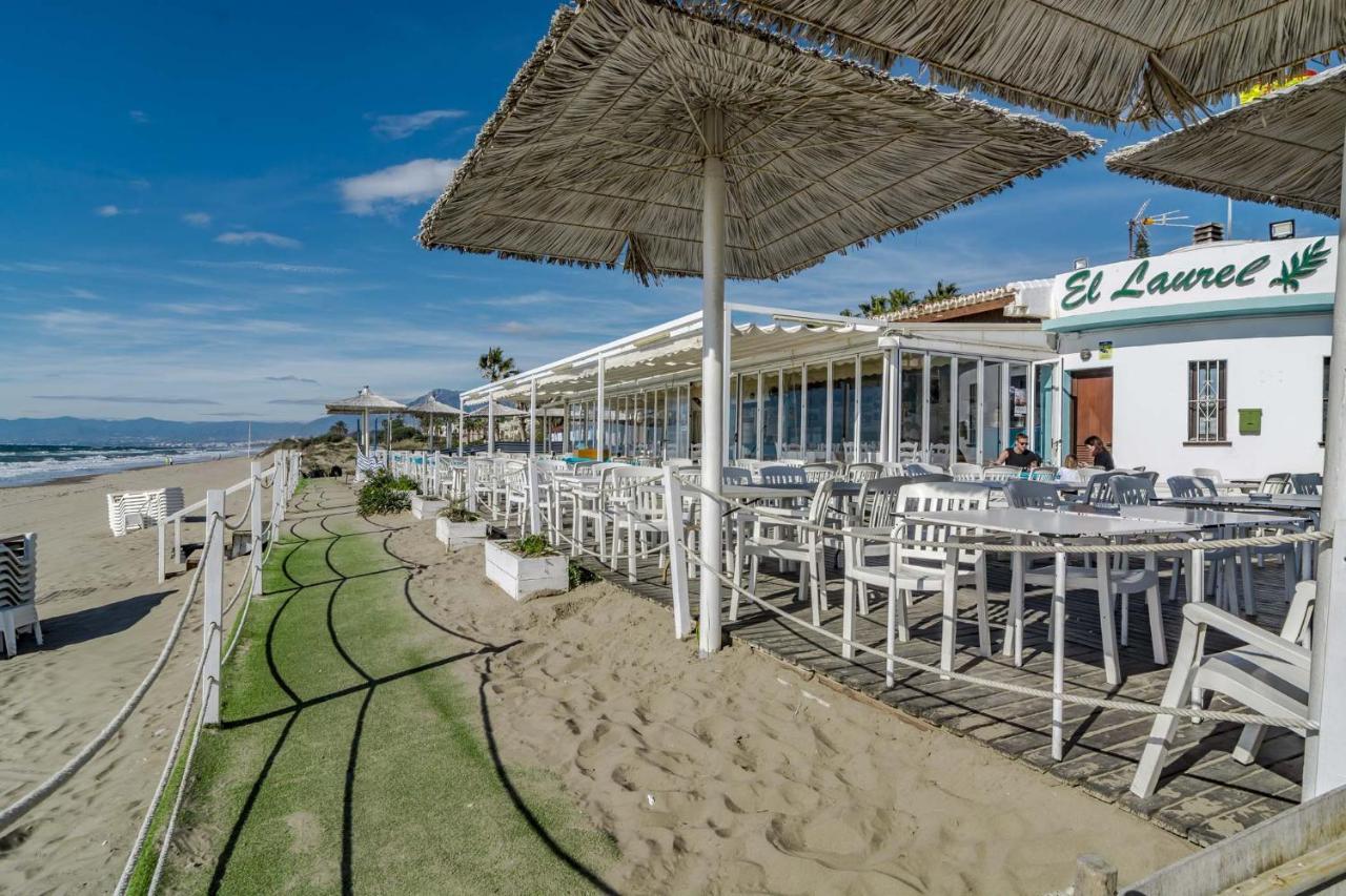 Modern Close To The Beach, Elviria Apartment *